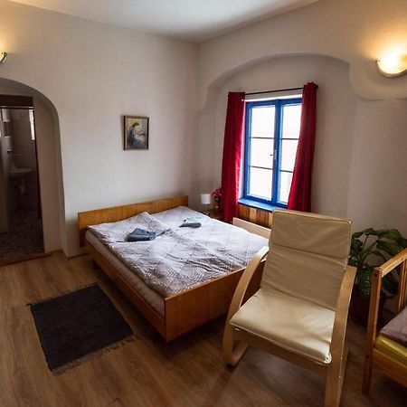 Hotel Red Point à Tábor Extérieur photo