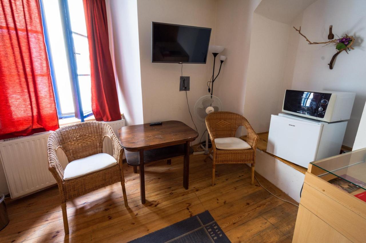 Hotel Red Point à Tábor Extérieur photo